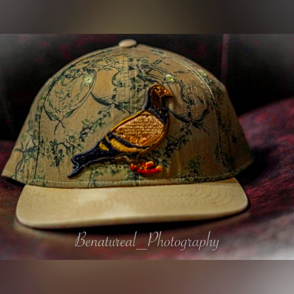 Staple snapback